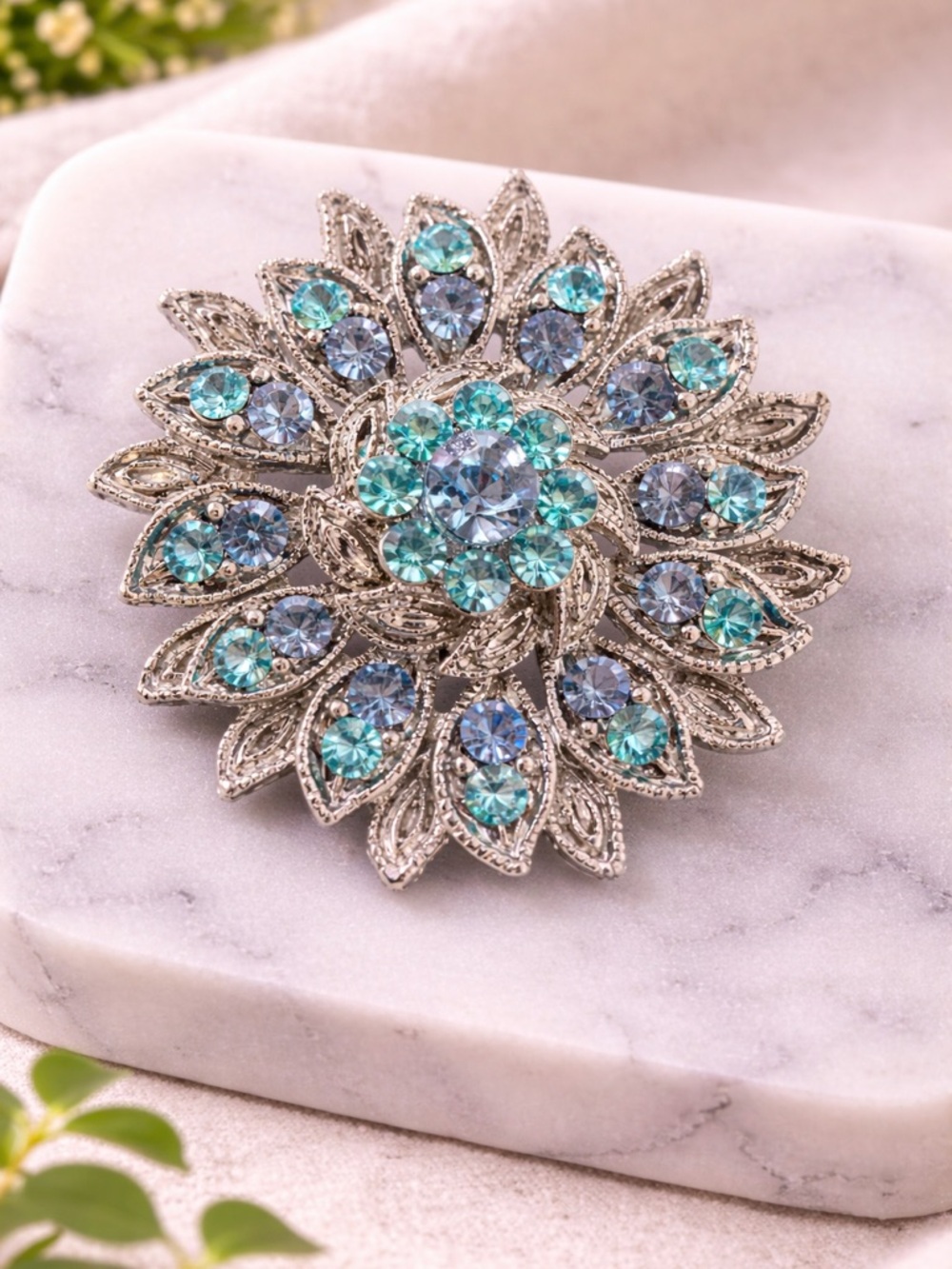 🔥 2/20: Silver Floral Blue Aqua Crystal Brooch